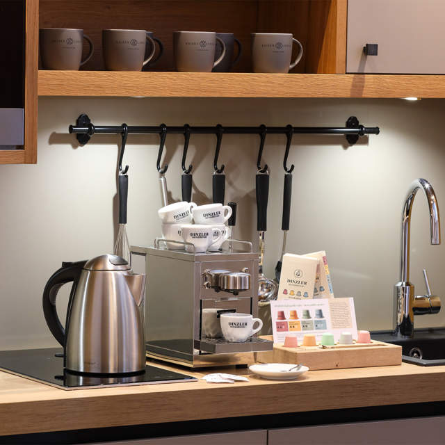 DINZLER Kaffee in der Kaiserlodge - Kaffeeverpflegung im Zimmer