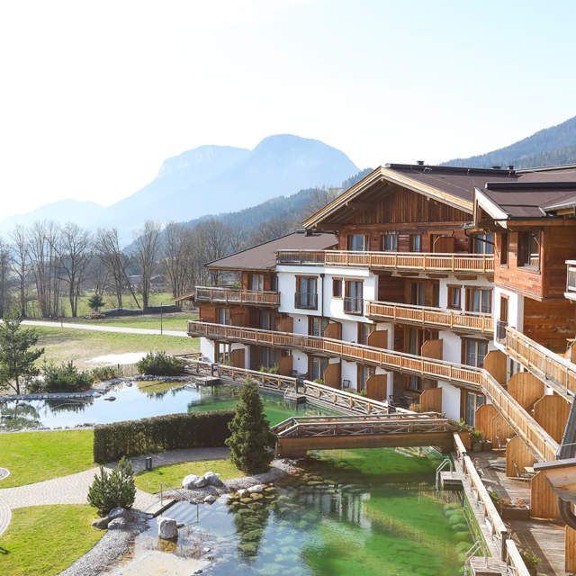 DINZLER Kaffee in der Kaiserlodge - Panorama